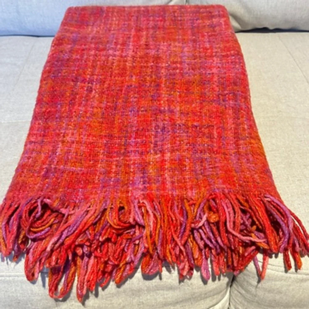 Pier 1 Imports Chenille Fringe Trim Throw 74x54 Blanket‎